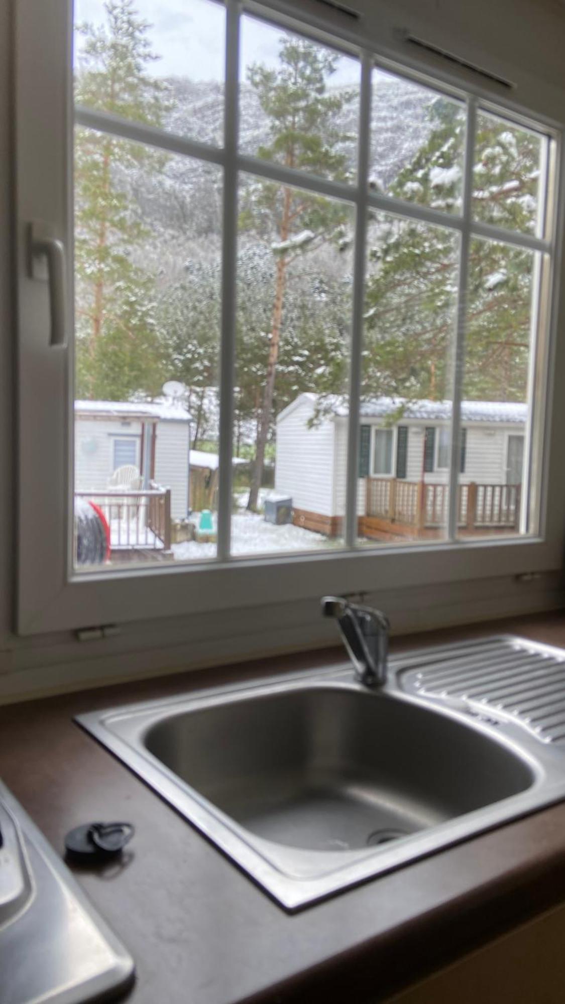 Mobilhome Comfort A La Montagne Saint-Auban  Eksteriør bilde